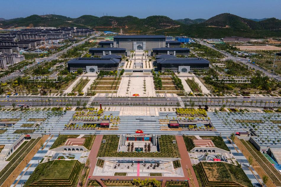最新国外新闻与学习变革的力量，自信与成就感的旅程