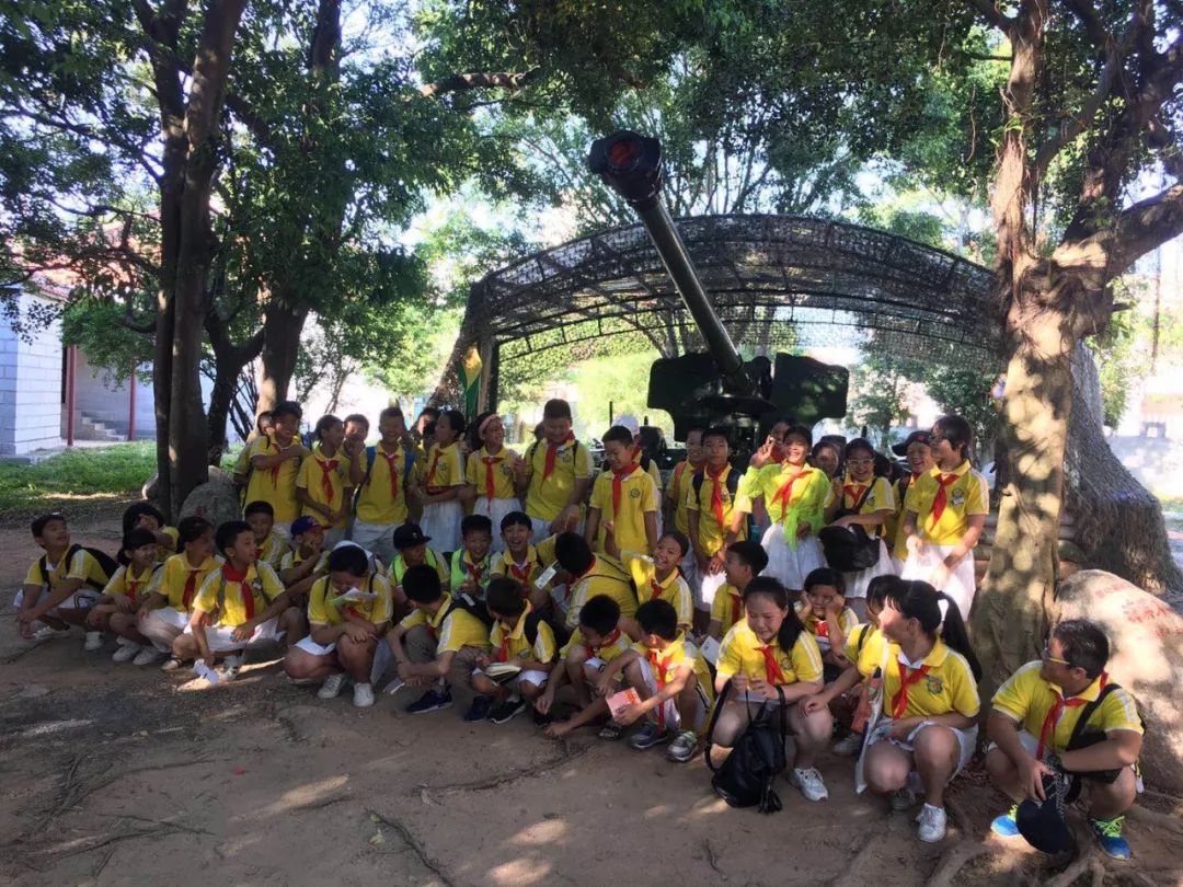 最新小学升旗仪式，自然美景的探索之旅