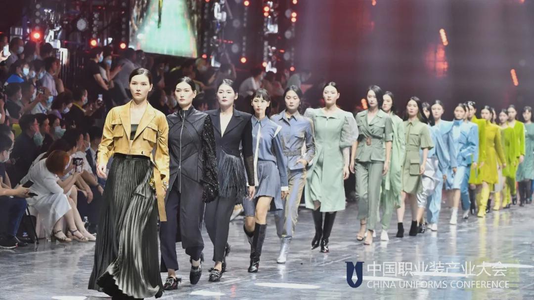 科技新星点亮生活之光，最新科技带来欢笑与光明