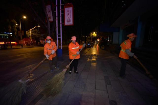 永年吊丝最新一期,温馨日常的精彩故事