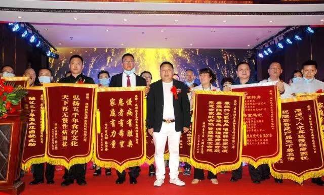 密爱成婚蒋瑶,科技新品重塑爱情生活的最新章节